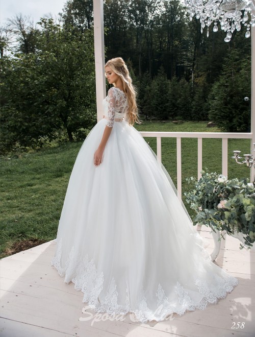 https://www.sposa-lia.com/images/stories/virtuemart/product/258       (3).jpg